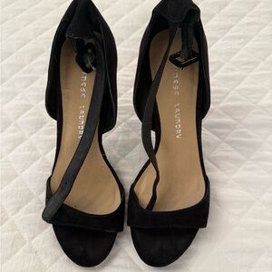 Chinese Laundry Black Strappy Heels
